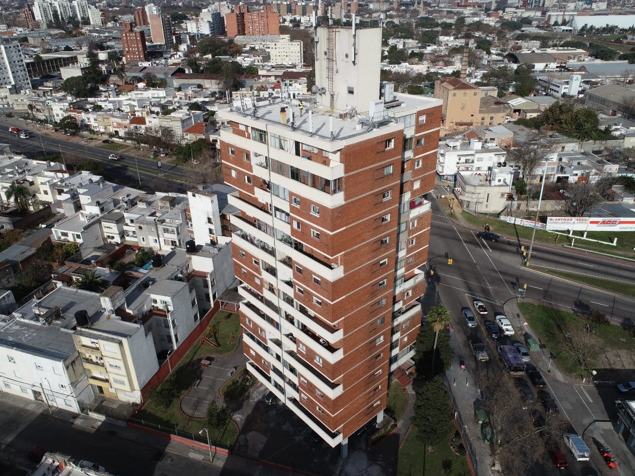 Torre Uruguayana — Residencial · Colaboración BIM en Montevideo, Uruguay